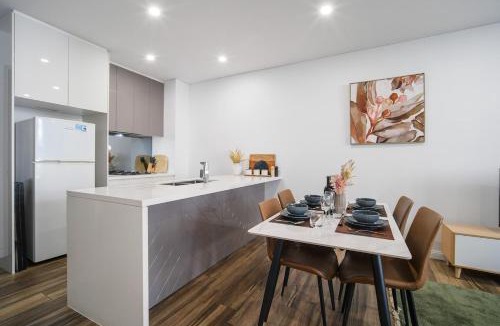 Rosebery Apartment | Resort-Style 2BR Escape Pool, Gym, Sauna, Parking