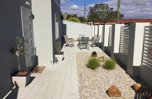 Nollamara House | REST Family Spa Retreat, Spacious, Spotless & Comfortable