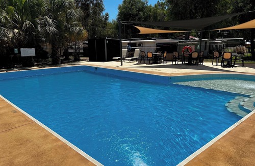 Bouvard House | Retreat on Estuary ! Huge waterfront residence for large groups to enjoy