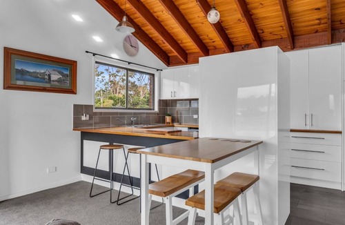 Merimbula Cabin | Retreat on Reid Street