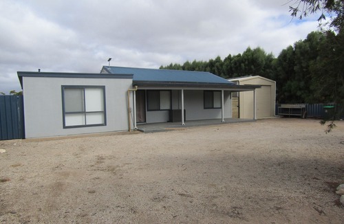 Port Vincent House | Retreat on Talbot - short walk to shops, pub and beach - Off Peak Special!