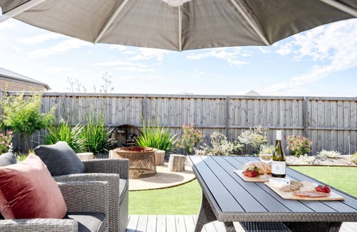 Ocean Grove Apartment | Retreat to the Coast - Sleeps 6