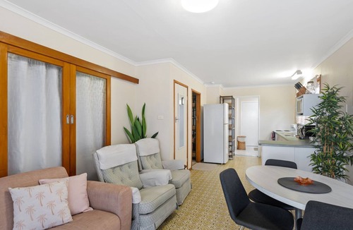 South Evans Head Apartment | Retro 1BR riverfront apartment with backyard, BBQ, and easy access to water activities