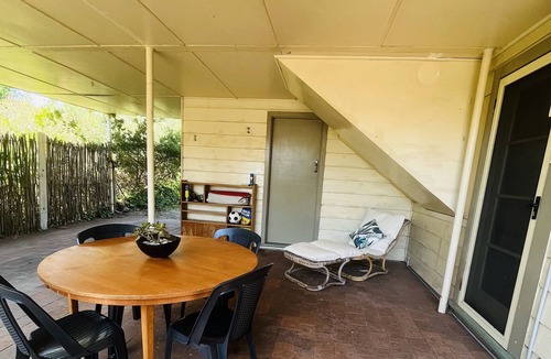 Ocean Grove House | Retro 70s Beach House