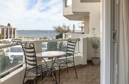 Cottesloe Apartment | Ric's Cottesloe, Stunning, Parisian-inspired, beach-front living in Cottesloe