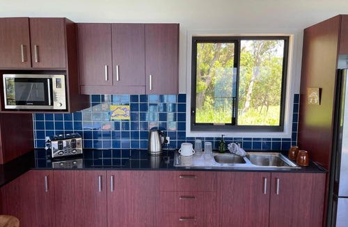 Woodwark House | Ridge Cabin - Stunning Views - 5km From Neighbours