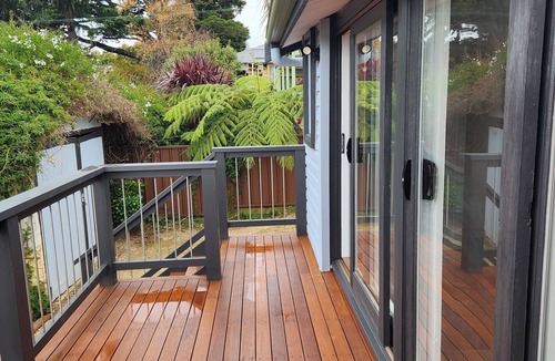 Katoomba Cottage | Riley's Retreats Cozy Mountain Ada Cottage