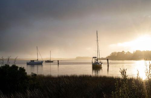 Strahan Hotel | Risby Cove Boutique Hotel