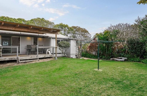 Mylestom Cottage | River Cottage - Stunning views and walking distance to river and beach