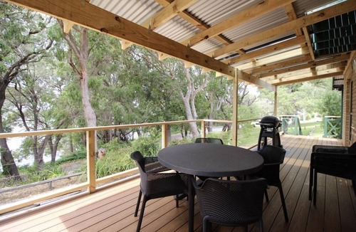 Augusta Cottage | Riverscape Cottage No.12 - Riverscape - unit 12 with views over the Blackwood River