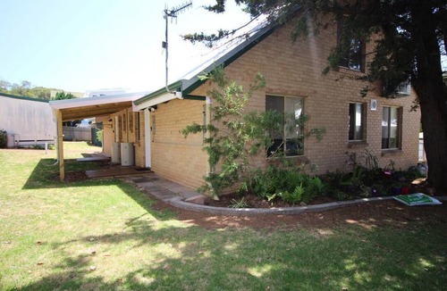 Augusta Cottage | Riverscape Cottage No.7 - Riverscape - unit 7 with views over the Blackwood River