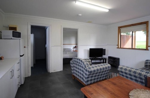Augusta Cottage | Riverscape Cottage No.4 - Riverscape Cottage No.4 is an easy walk to the Blackwood River