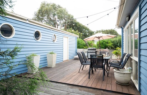 Barwon Heads House | Riverside Charm - Sleeps 8!