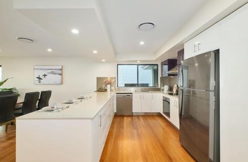 Port Macquarie House | Riverside Luxury