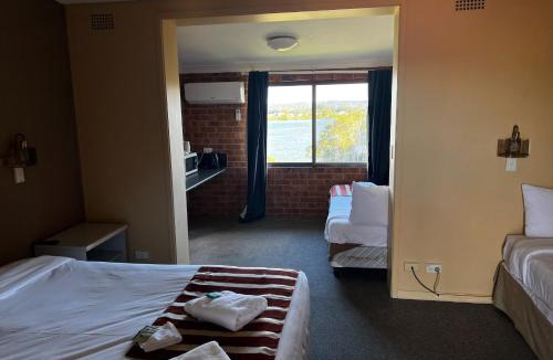 Taree Hotel | Riverview Motor Inn