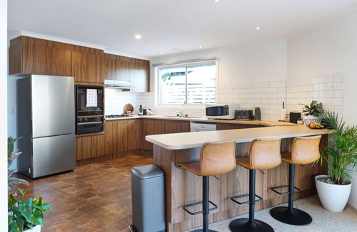 Ocean Grove House | Riverview Retreat - Sleeps 8 - Pool & Pet Friendly (499543)