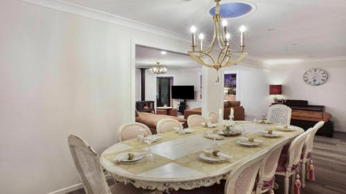 Wentworth Falls House | Riyzazt House Wentworth Falls
