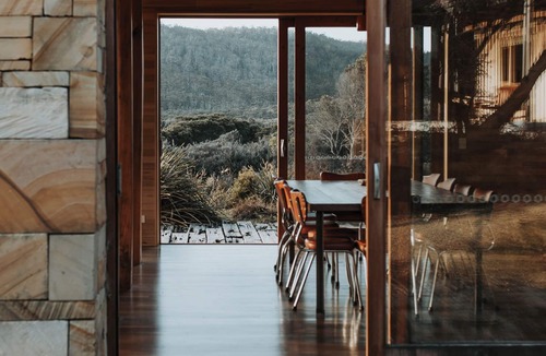 Tasman Peninsula House | Roaring Beach House