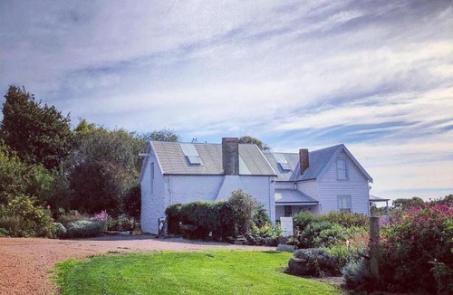Sassafras House | Robin Hoods Well Farm Stay