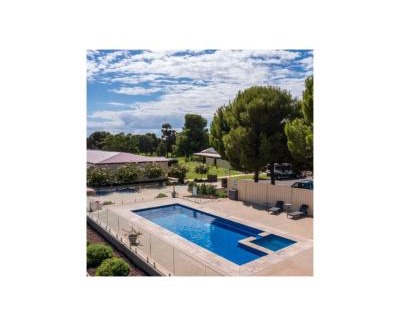 Robinvale Hotel | Robinvale Golf Club Resort