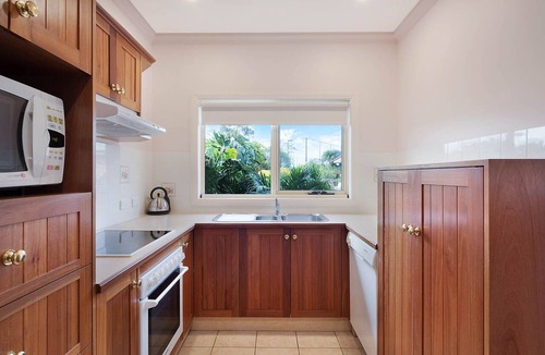 Merimbula House | Robyns Nest Boutique Resort