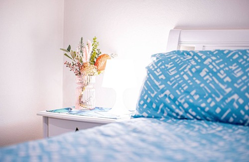 Rockingham House | Rockingham Beach Breeze: 2BR Retreat