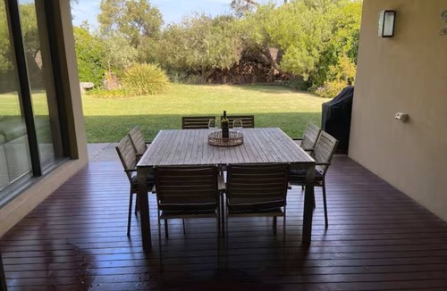 Blairgowrie Villa | Romantic Escape for Two 'Villa Biarritz Spa & Sauna in Blairgowrie