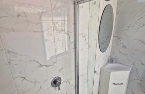 Bangor House | Romantic Retreat Pod by Historic Church on Wine Route