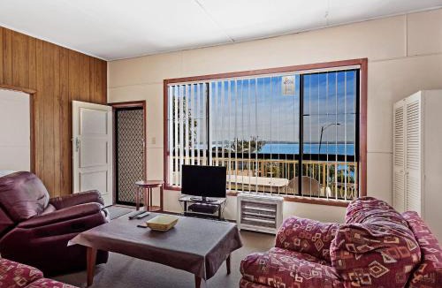 Nelson Bay House | Ronem Cottage 5 Gloucester Street