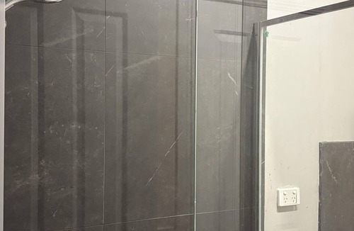 St. Albans House | Room-cozy Studio Retreat in Saint Albans