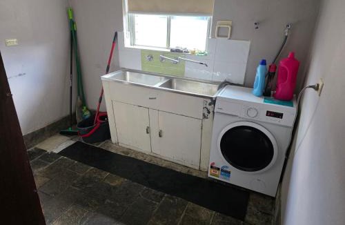Belmont House | Room near Perth airport in a Shared House