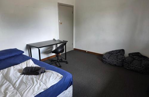 Belmont House | Room near Perth airport in a Shared House