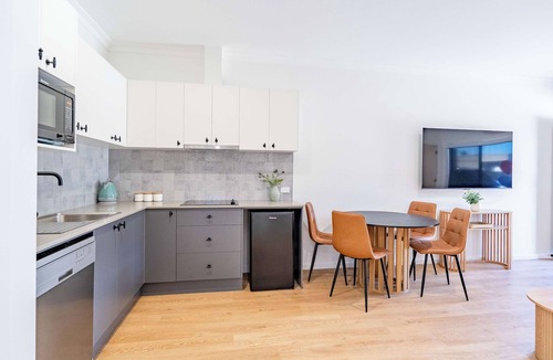 Dubbo Apartment | Ropa 2 Bedroom Suite - Luxe Stay in Dubbo 9