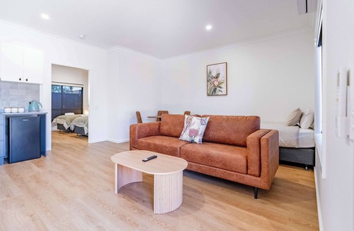Dubbo Apartment | Ropa Accessible Suites - Luxe Stay in Dubbo 16