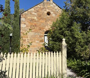 Clare Bed & Breakfast | Roscrow Heritage Retreat
