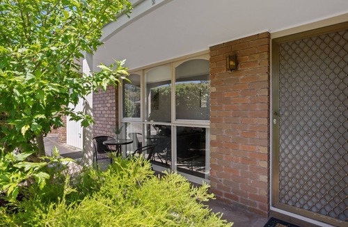 Tootgarook House | Rose By The Bay - A fabulous house to relax and retreat anytime .