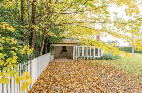 Emu Swamp House | Rose Cottage - Mayfield Vineyard in Orange