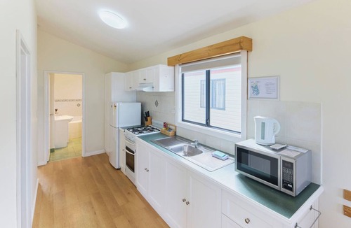 Emu Point Other | Rose Gardens Holiday Park