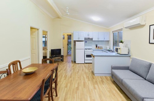 Emu Point Resort | Rose Gardens Holiday Park