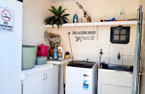Tambo Cottage | Rosewood Cottage - Wild Wood Park Retreat