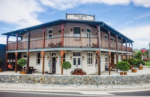 Kew Hotel | Royal Hotel Kew