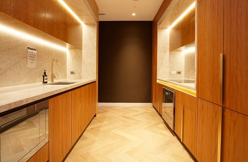 Sydney Central Business District Apartment | Royale on King Street I90