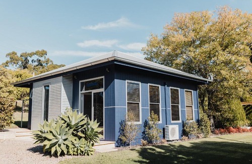 Port Lincoln Apartment | S T U D I O 22 Garden Serenity & Coastal Charm