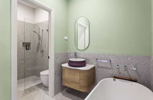 Wentworth Falls Apartment | Sakura – Calm, Cozy, & Close to Nature