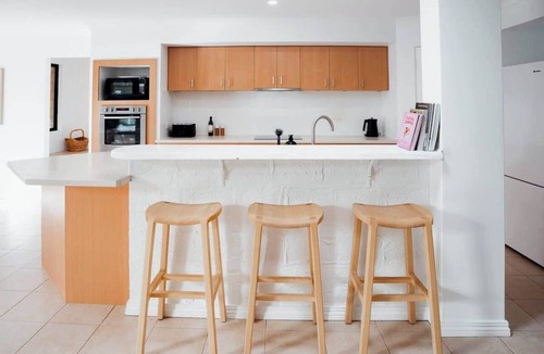 Dunsborough House | Salhus—Laid-back Family Retreat near Town & Beach