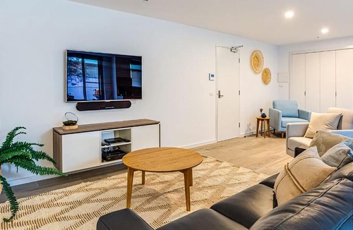 Sorrento Apartment | Salt 7 Spacious Luxury in Sorrento walk to the beach