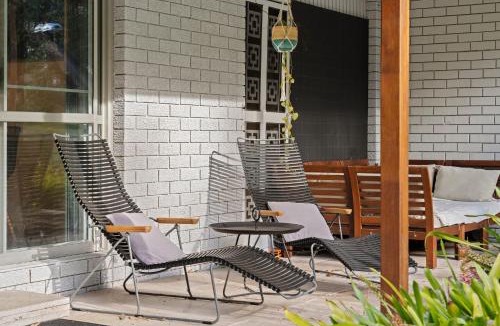 Pearl Beach House | Salt and Stone Modern Pearl Beach Stay 2 Mins to Ocean