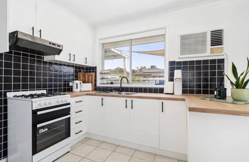 Seaford House | Salt & Sand in Seaford