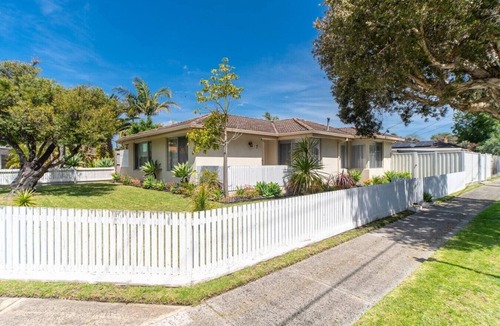 Seaford House | Salt & Sand in Seaford