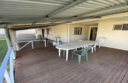 Jurien Bay House | Saltaire - take a break from the daily grind.